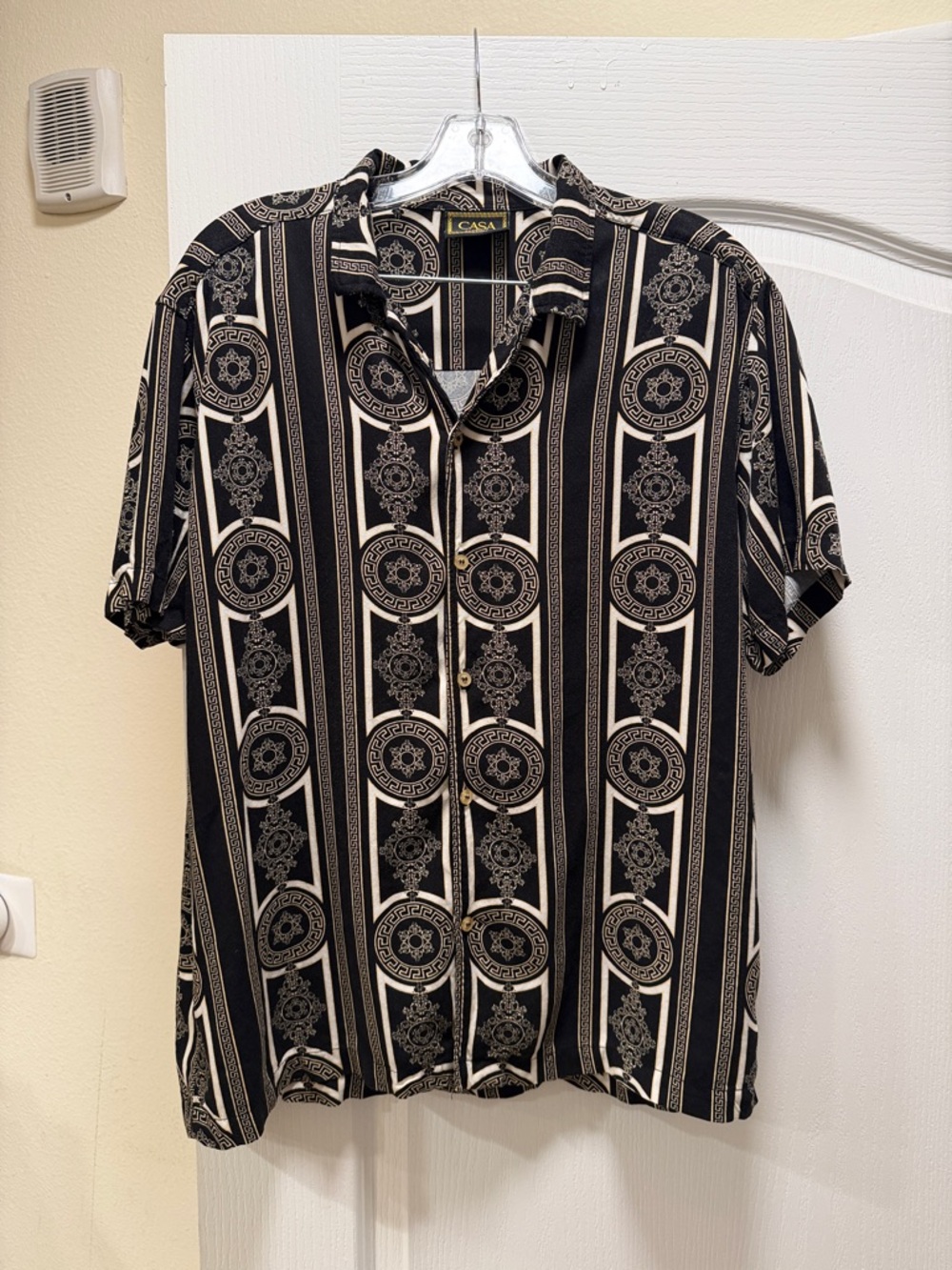 Vintage Versace style Black and Cream Medallion Print Short Sleeve Button-Down